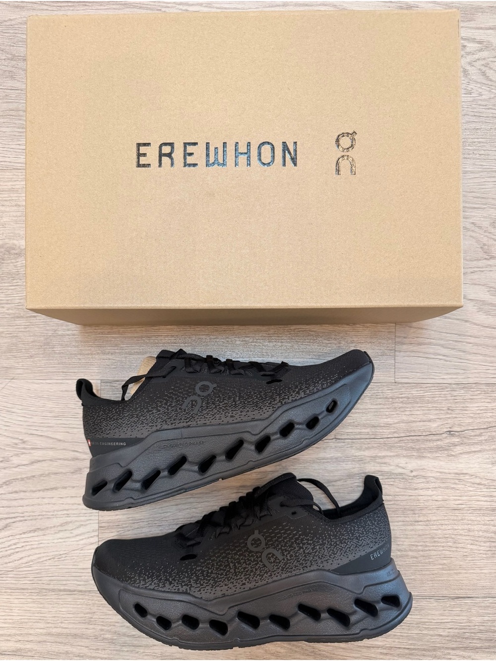 On Cloud Cloudsurfer Max Limited Edition Erewhon
Size 9